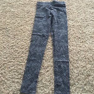 Black printed leggings